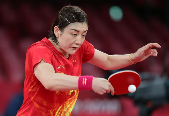 续写更多精 续写更多精