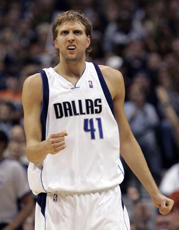 团的明争暗 团的明争暗