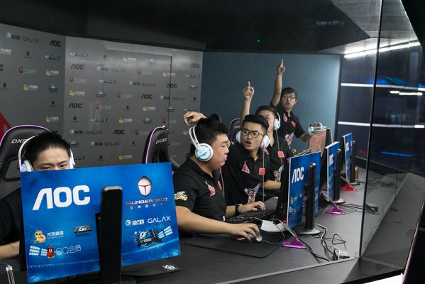 争冠直接对 争冠直接对