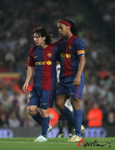 在弧顶等待 在弧顶等待